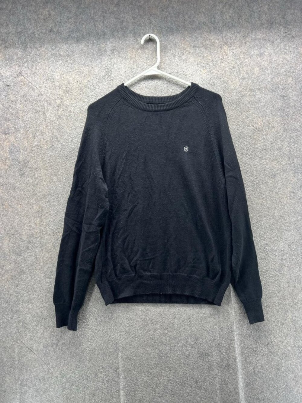 Victorinox Sweater Men Medium Black Crew Neck Wool Nylon Knit Pullover Logo